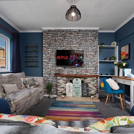 Perfect For Contractors - Canterbury - Free Parking - Ultra Wifi Ngoại thất bức ảnh