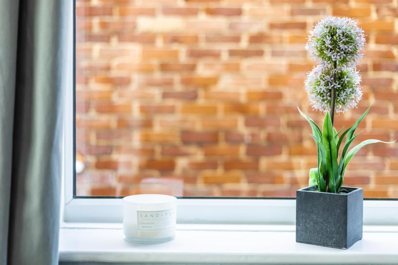 Perfect For Contractors - Canterbury - Free Parking - Ultra Wifi Ngoại thất bức ảnh