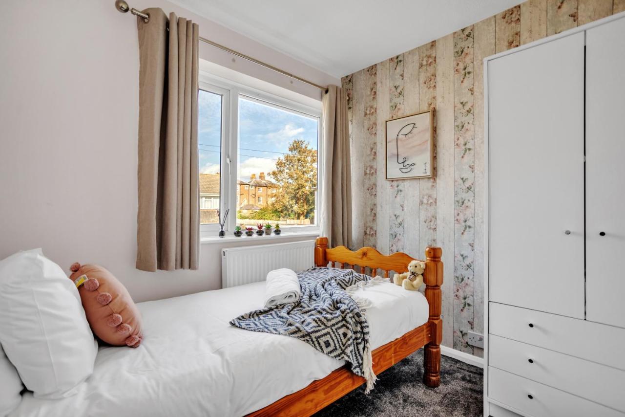 Perfect For Contractors - Canterbury - Free Parking - Ultra Wifi Ngoại thất bức ảnh