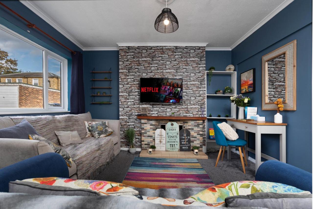 Perfect For Contractors - Canterbury - Free Parking - Ultra Wifi Ngoại thất bức ảnh