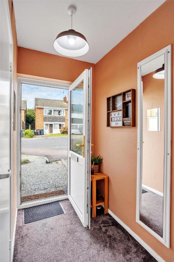Perfect For Contractors - Canterbury - Free Parking - Ultra Wifi Ngoại thất bức ảnh