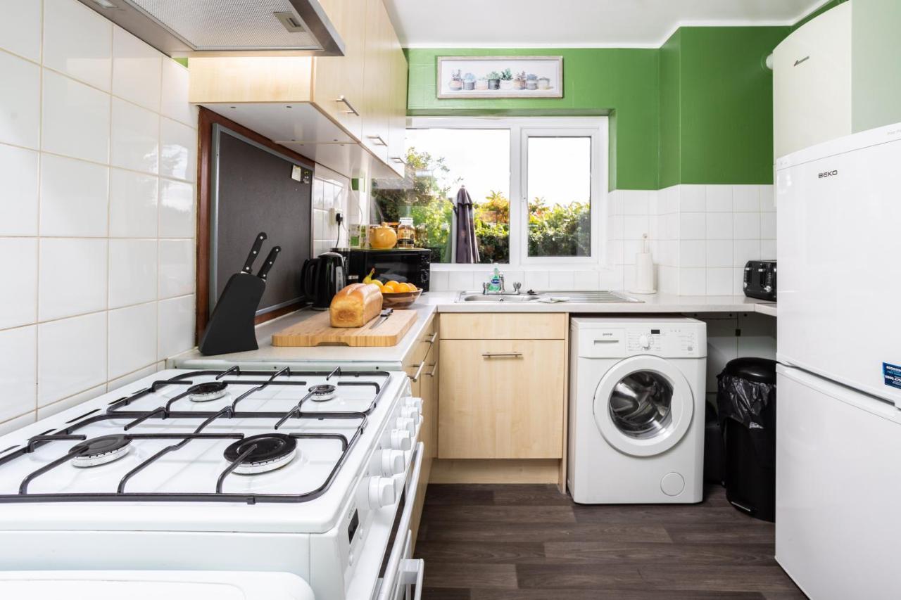 Perfect For Contractors - Canterbury - Free Parking - Ultra Wifi Ngoại thất bức ảnh